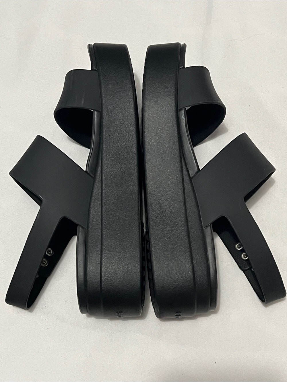Crocs Brooklyn Black Low Wedge Platform Sandals - Picture 5 of 7